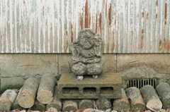 フィルム散歩　謎の石仏