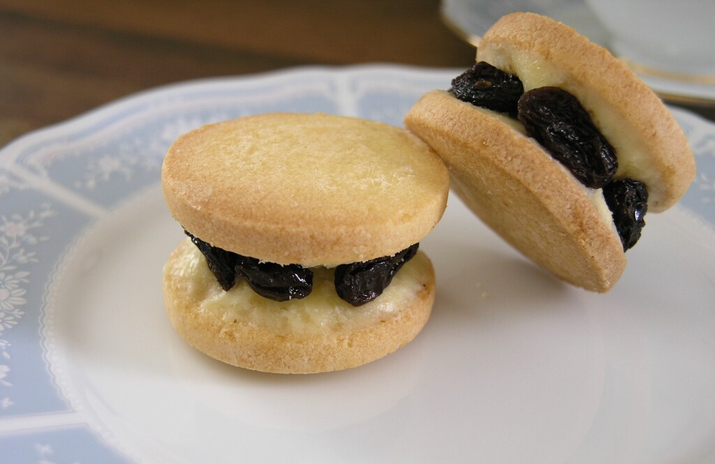 レーズンバターサンド