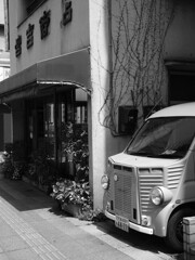 街角モノクロ散歩