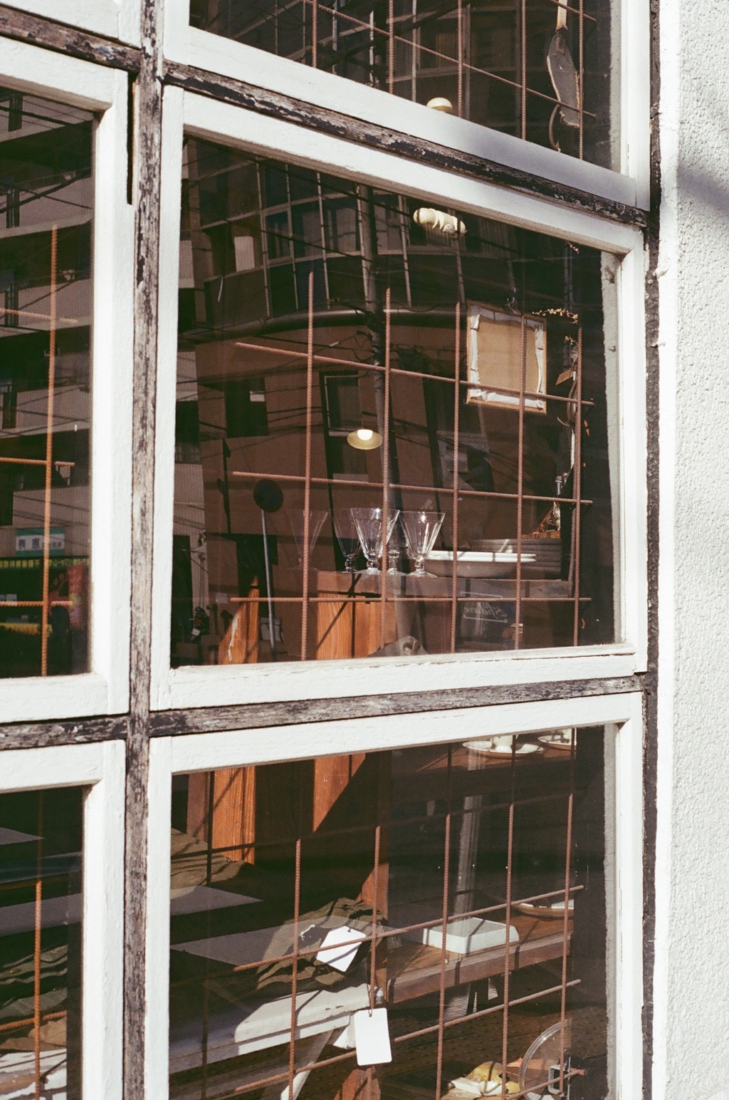 アンティークショップの窓(フィルム)