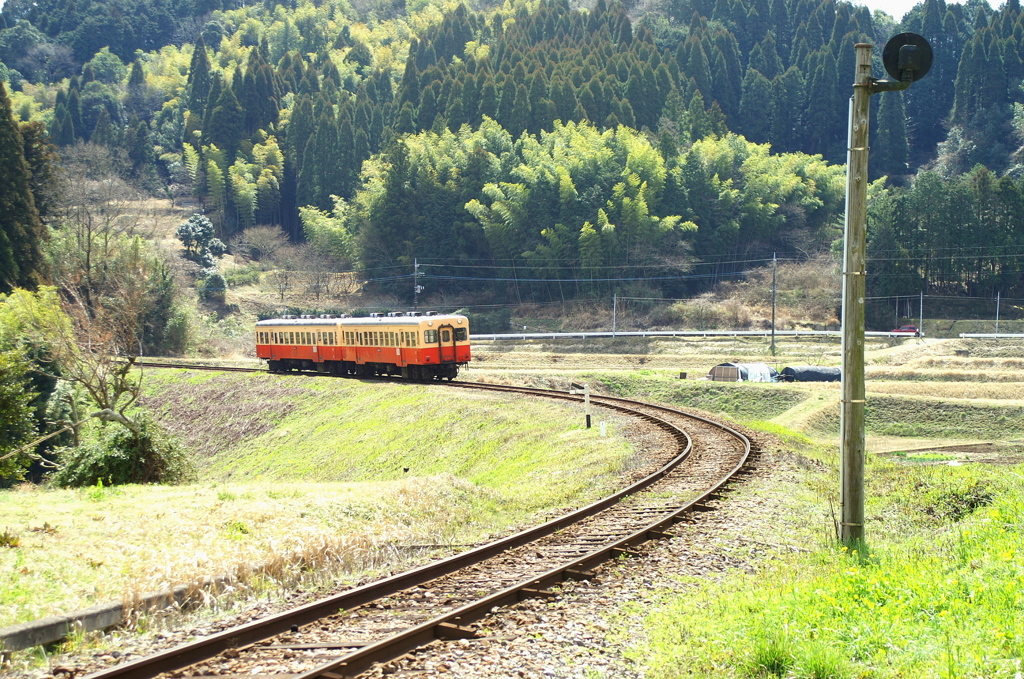 山間をのんびりと