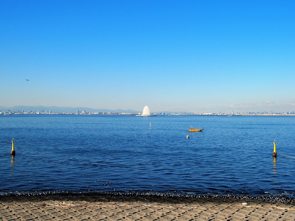 遠く風の塔