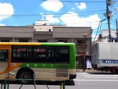 都営バスが走る街