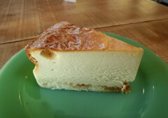 さーて、チーズケーキでも