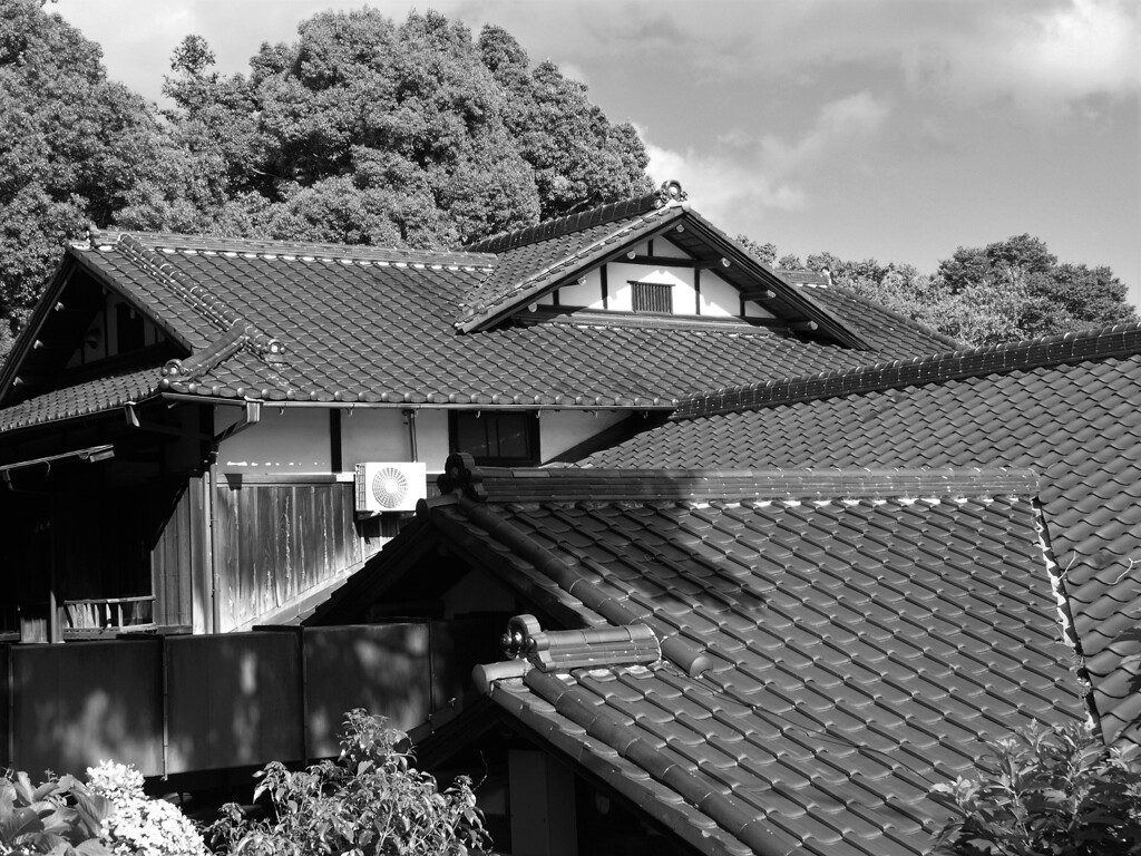 瓦屋根