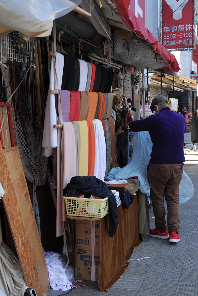日暮里・布の街