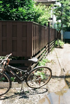 板塀と自転車(フィルム)