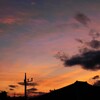秋は夕暮れ