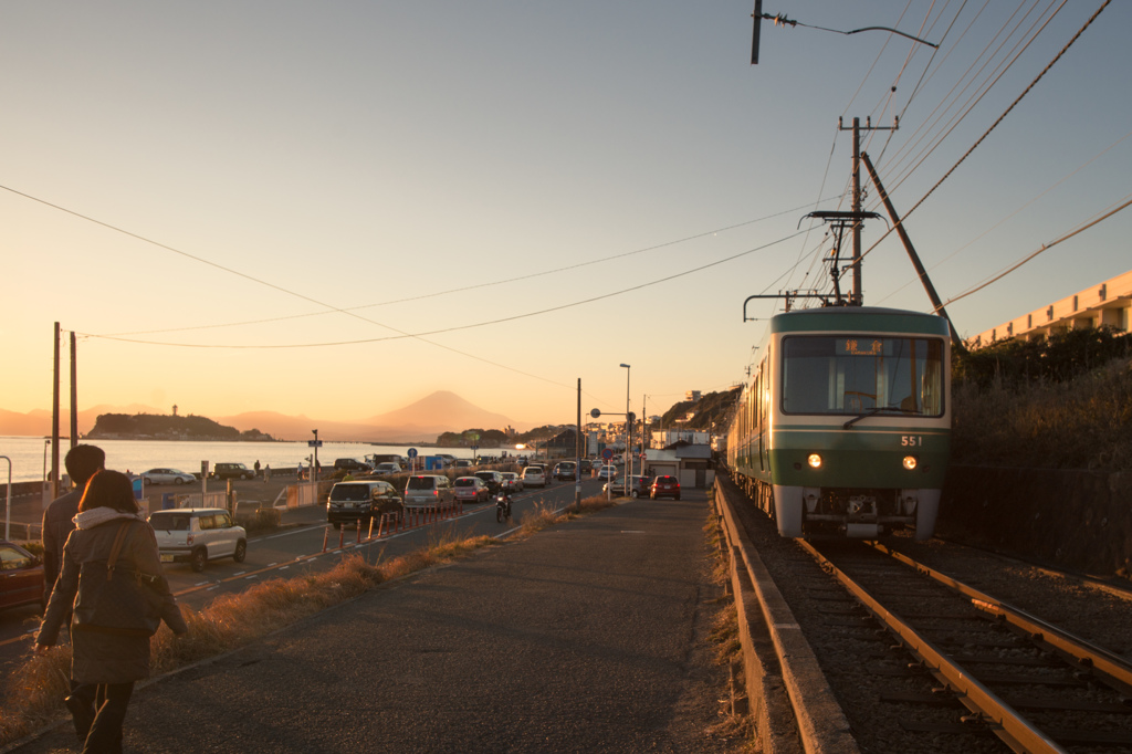 江ノ島、富士山、江ノ電