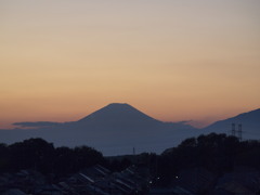 富士山をのぞむ街３