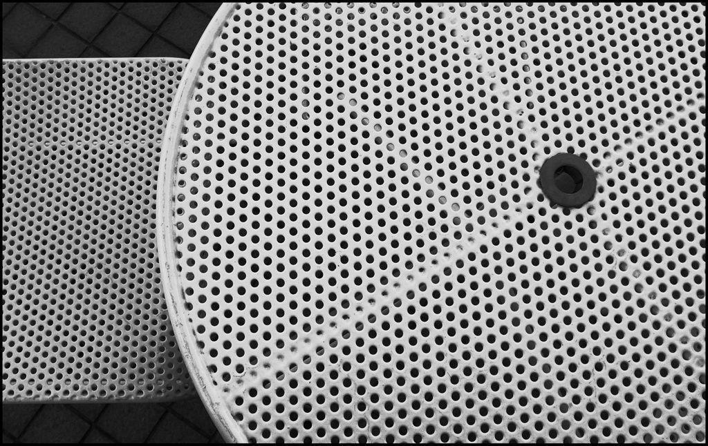 dots