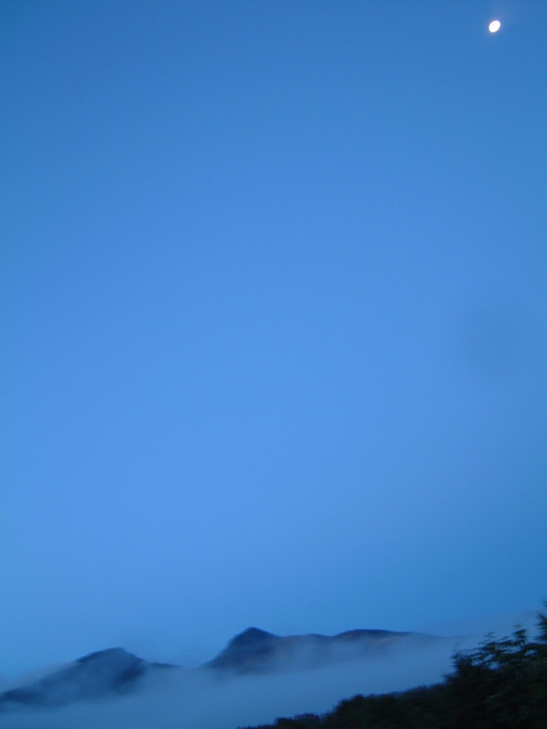 磐梯山の夜明け前