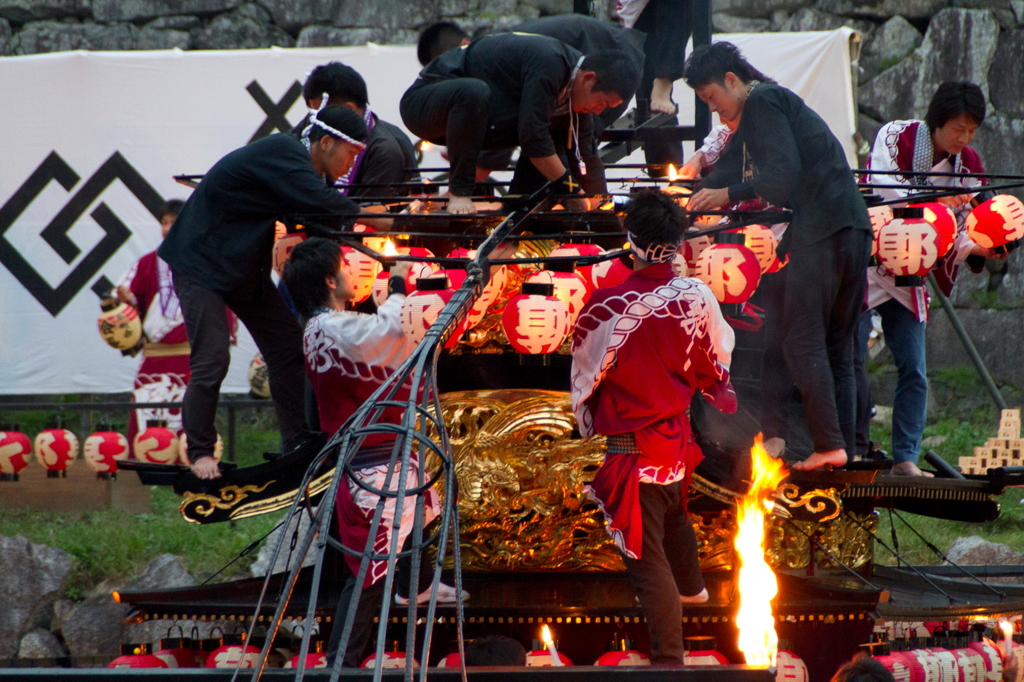 二本松ちょうちん祭り～　３町合同　出発式　点火