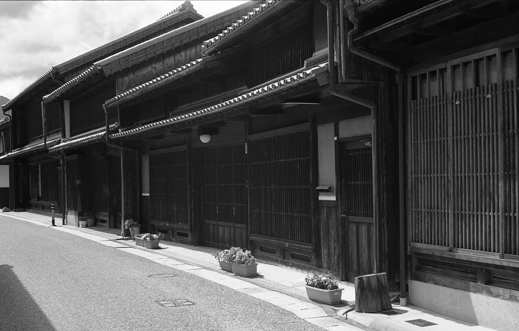 宿場街の街道