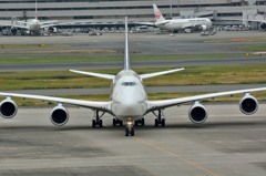 初就航　B747-8　⑧