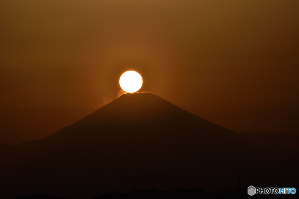 夕日が富士山にキスをして・・・