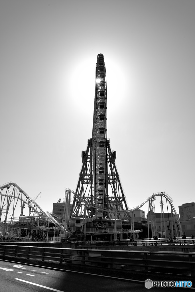 ヨコハマにロケット発射台出現