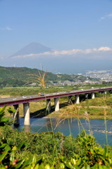 富士川ＳＡからの富士山