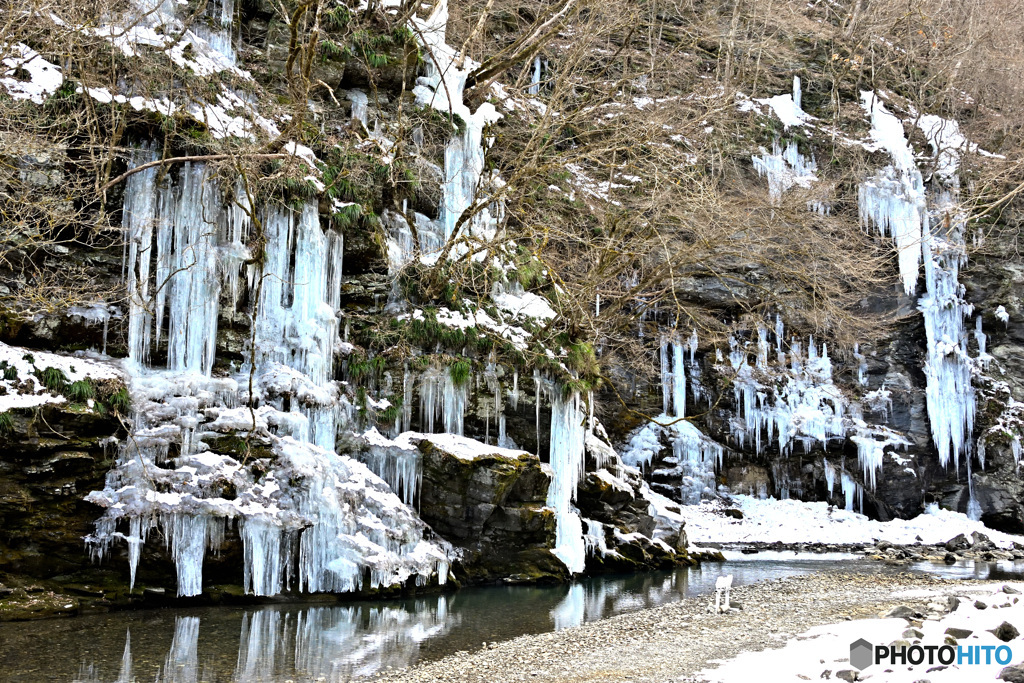 三十槌の氷柱