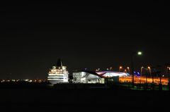 夜の大桟橋