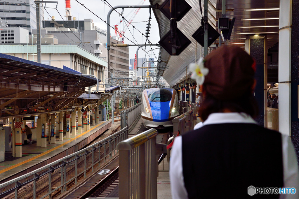「２０番線ご注意下さい」