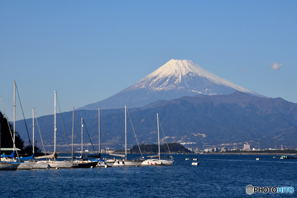 伊豆半島西海岸から望む富士山　⑥