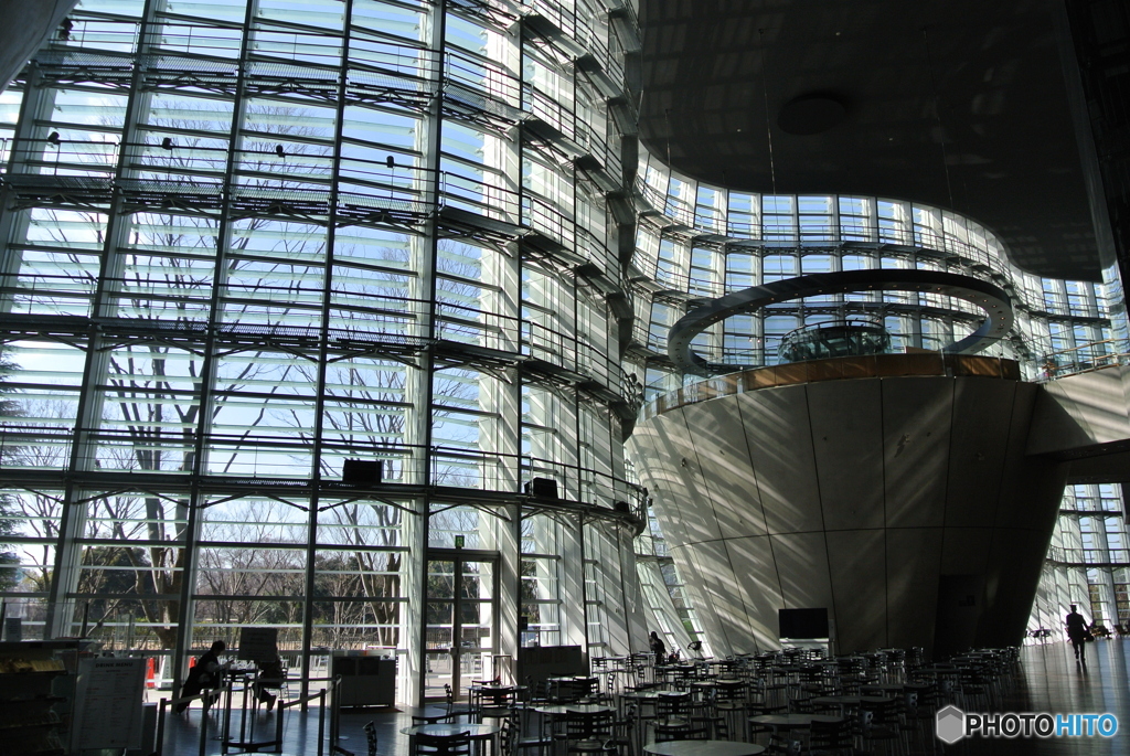 国立新美術館