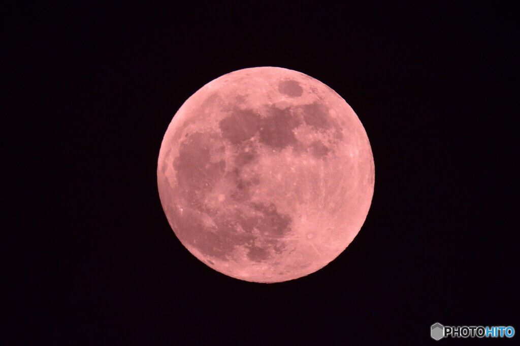 ストロベリームーン