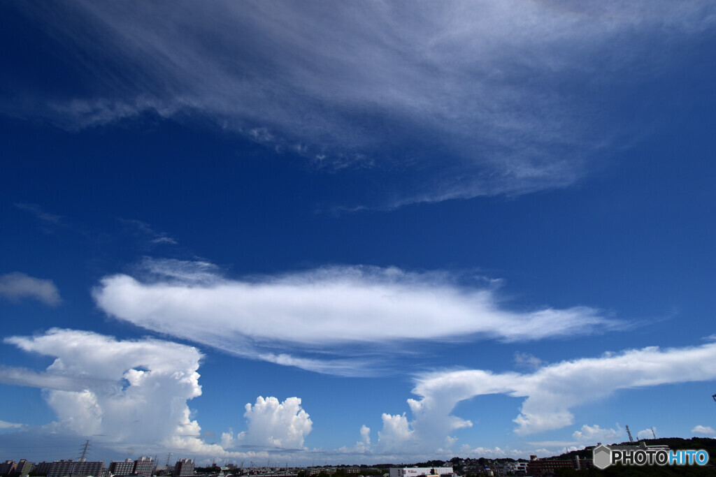 まだまだ夏の空