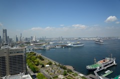 さあ　GW　横浜港も賑わいをみせて