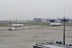 初就航　B747-8　⑤