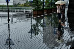 始まりは雨