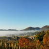 霧に包まれた集落