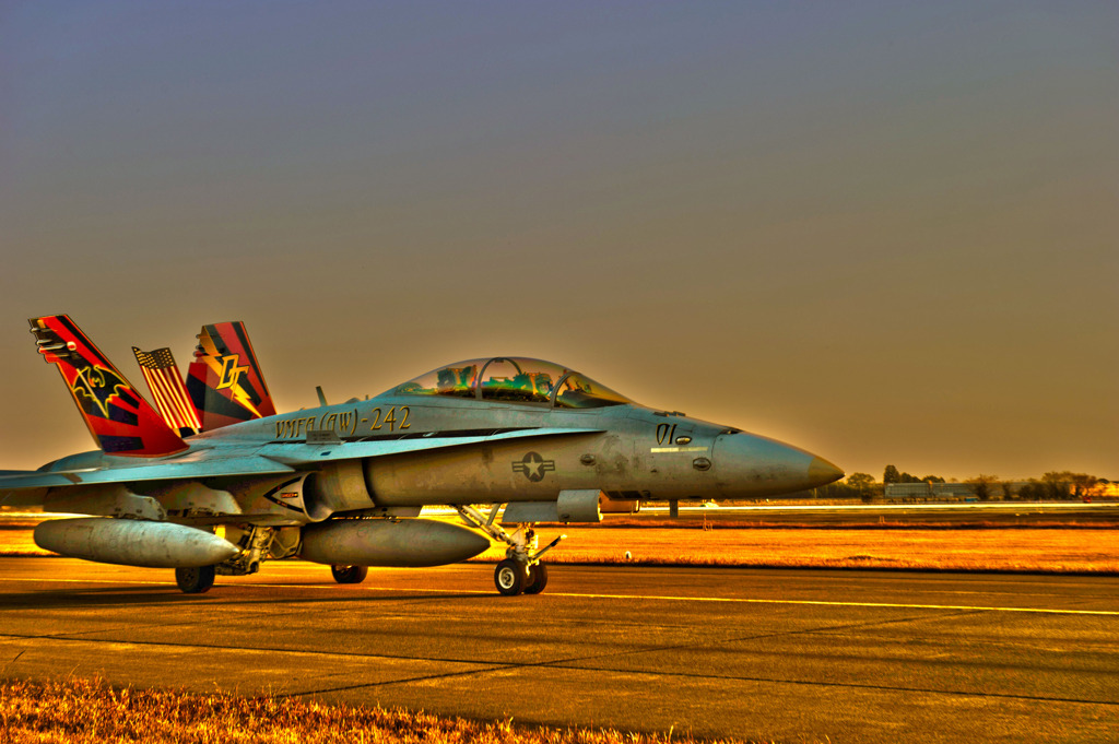 派手なご帰還（HDR〜新田原基地航空祭)