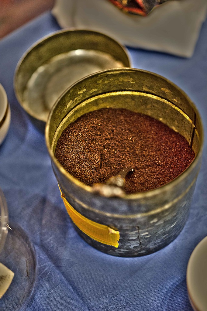 コーヒー缶(HDR)