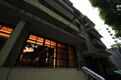 今は同潤館（同潤会青山アパート）
