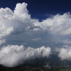 横から入道雲