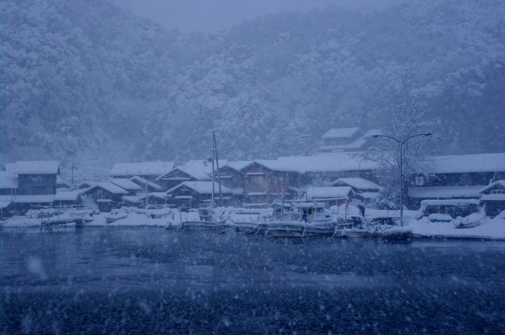 雪湊の夕闇