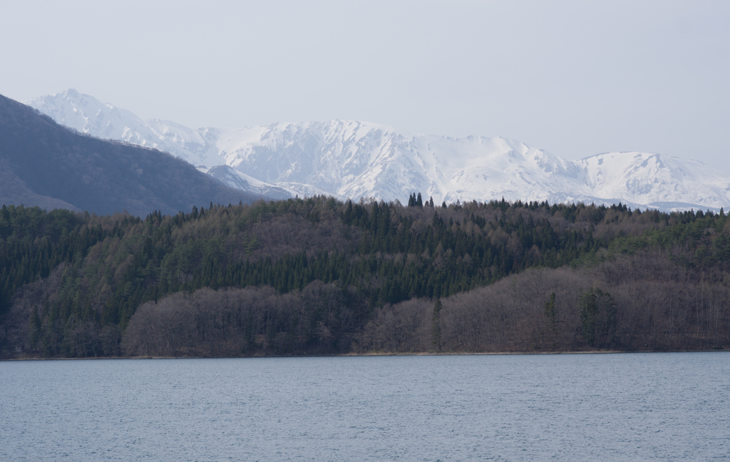 春遠き白馬山