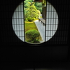 円窓　