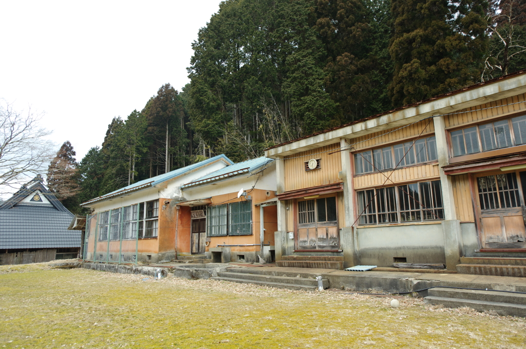 山村の旧分校