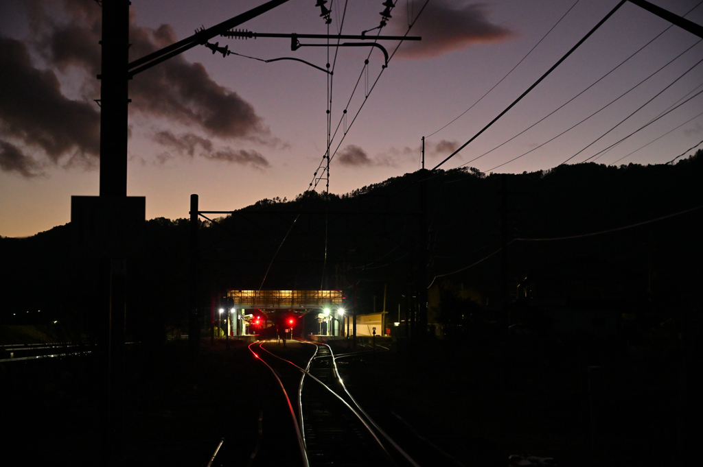 夕暮れの駅２