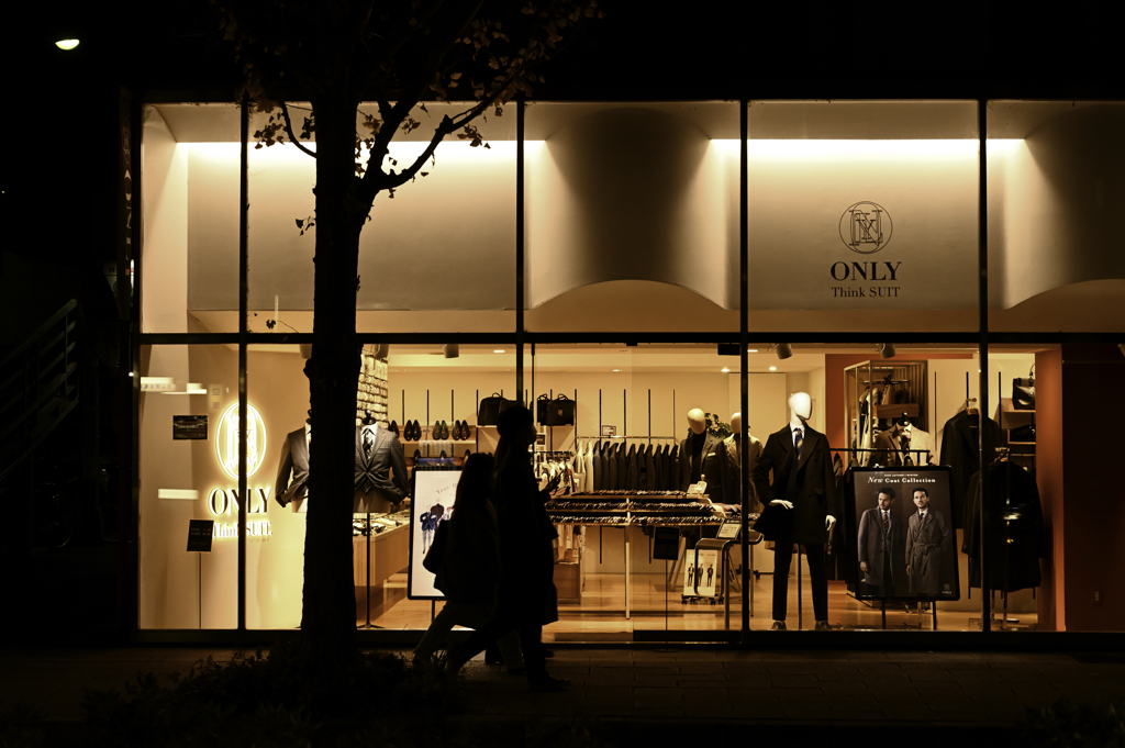 京都北山夕暮れ　街角