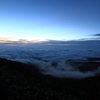 雲海が山をのぼる