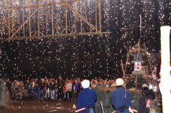 火の粉の火祭り
