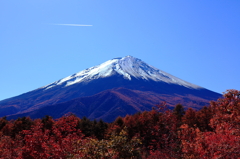 富士と飛行機雲