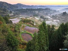 晩秋の星峠の棚田