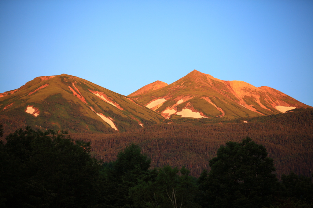 山の朝化粧