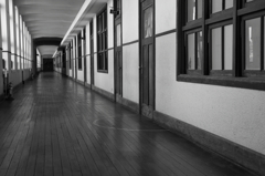 なつかしき学校の廊下