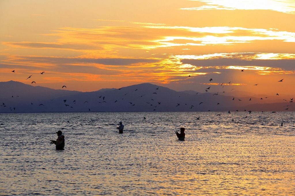 夕焼けのびわ湖